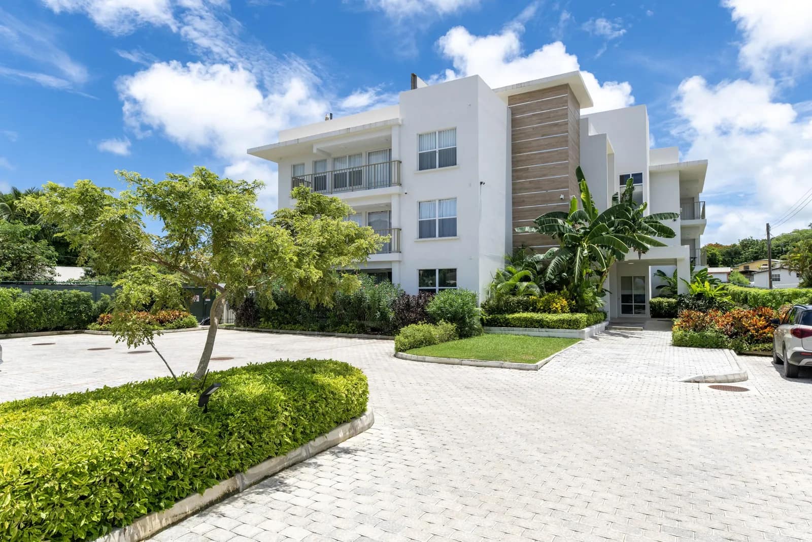 Coral Beach 207