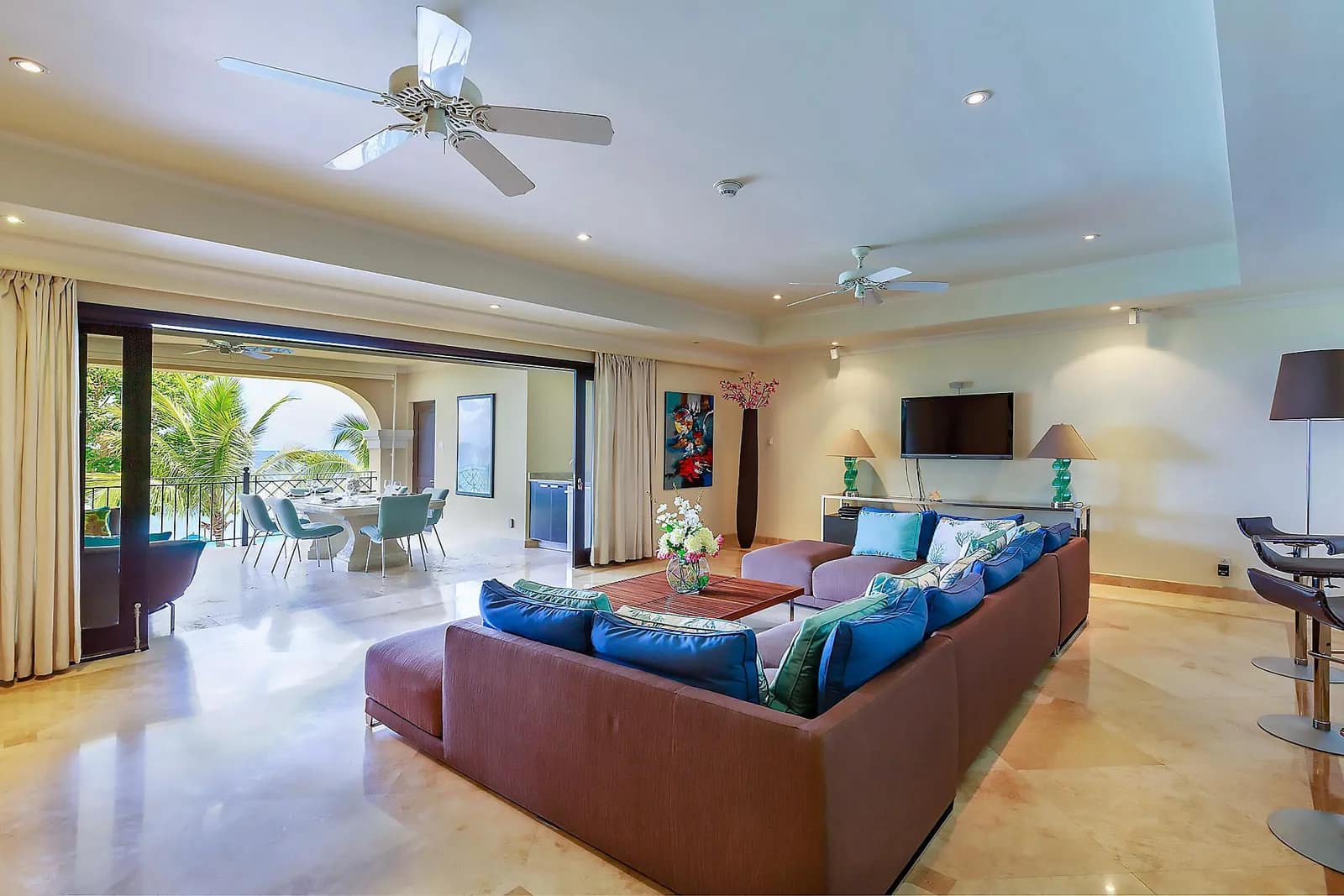 Sandy Cove 201, Paradise